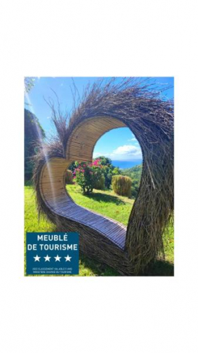Gîte 4 étoiles, la Vieille Sucrerie St Claude Guadeloupe, Jacuzzi Spa privatif, vue exceptionnelle sur la mer des Caraïbes